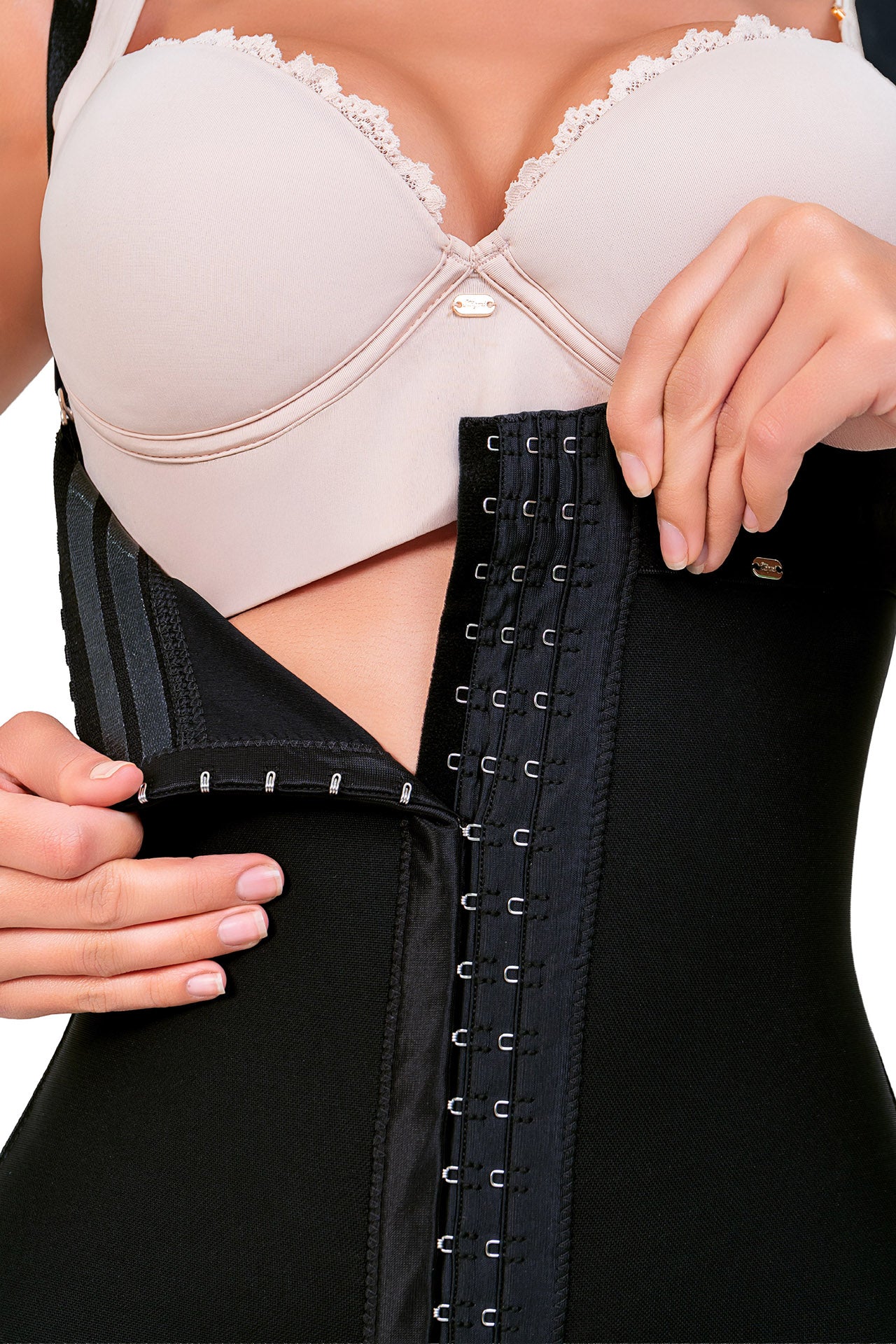 Faja Ultrainvisible SMI7137 – sin tirantes, corta y efecto lifting progresivo BELLA